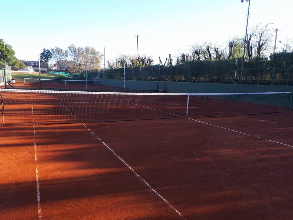 Canchas de polvo de ladrillo
