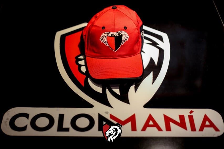 Gorra Roja — Escudo Oficial
